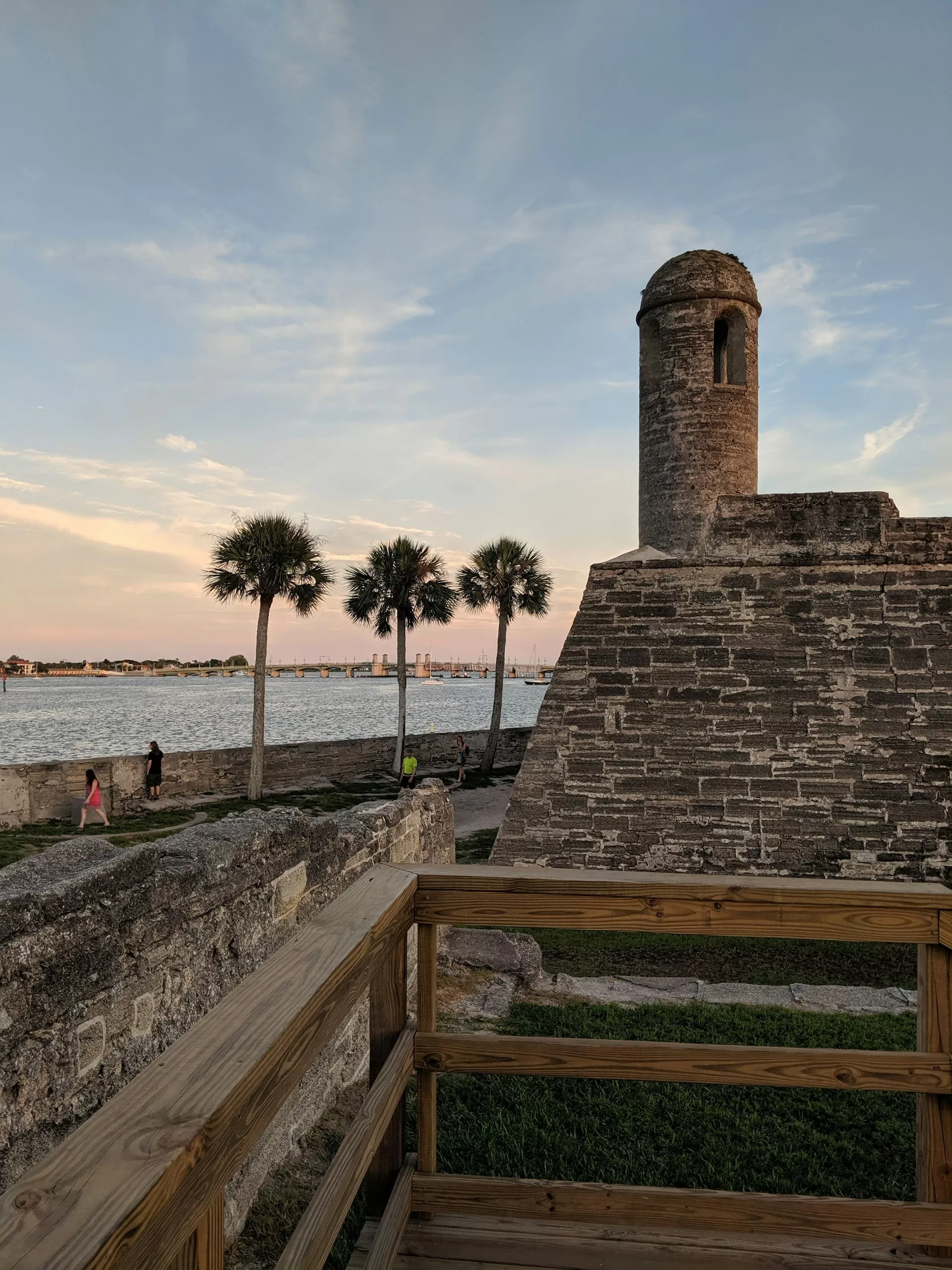 Castillo de san Marcos aan het water in St. Augustine