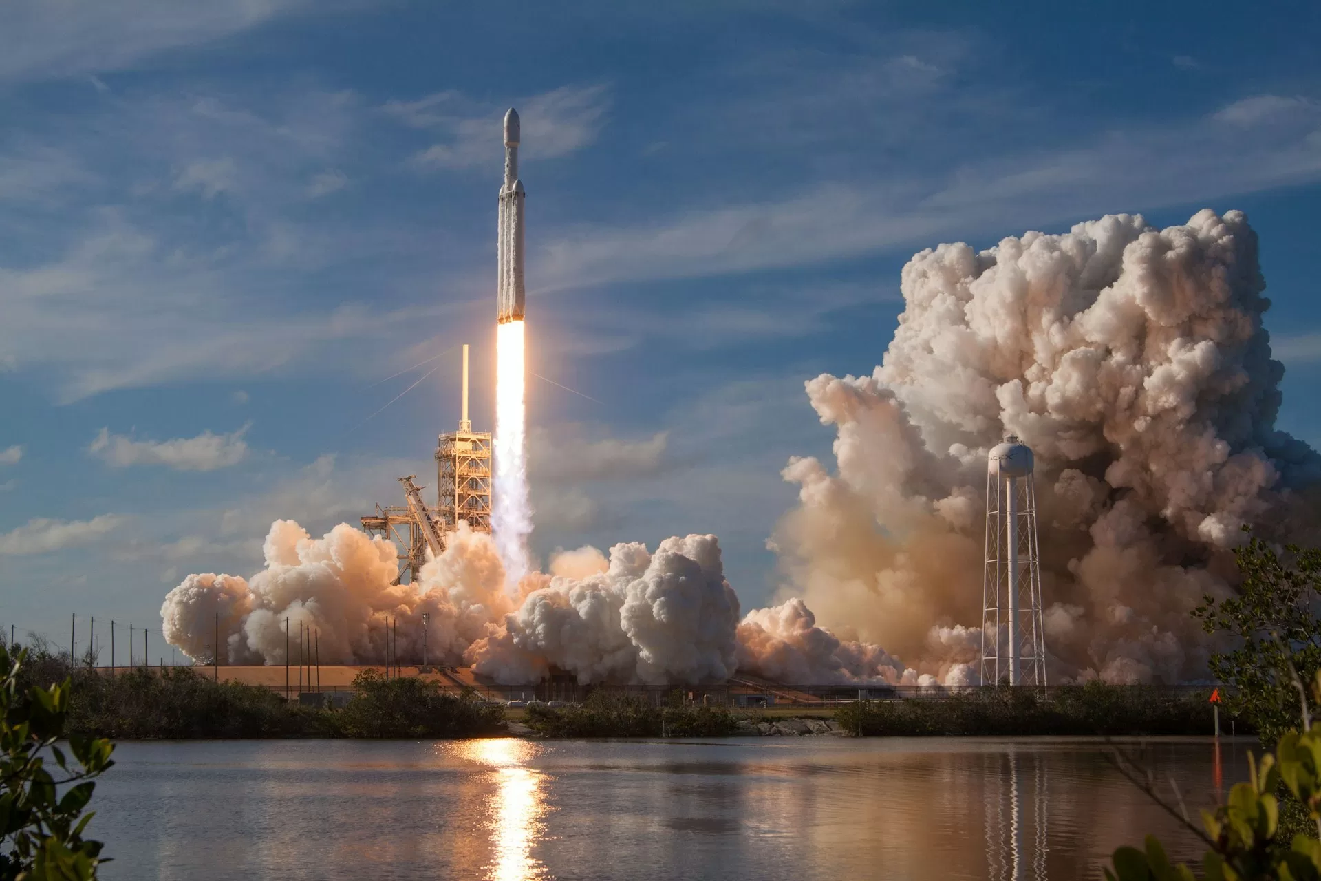 Lancering van een spaceshuttle in het Kennedy Space Center in Titusville