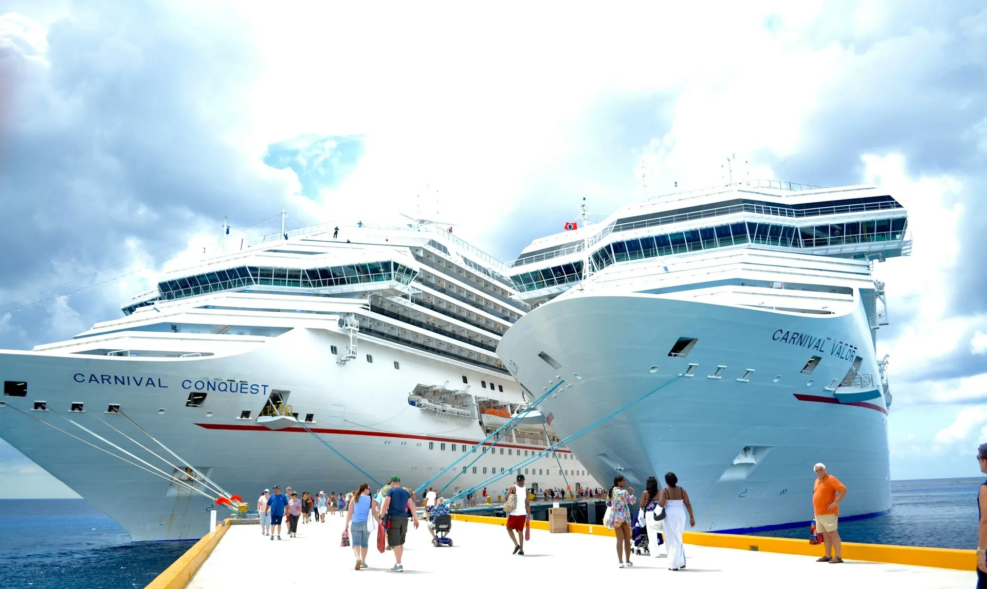 Cruise schepen in de haven