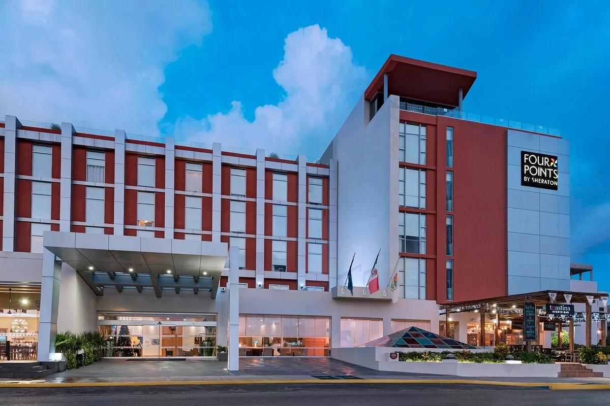 Exterior van het Hotel Four Points by Sheraton Cancun