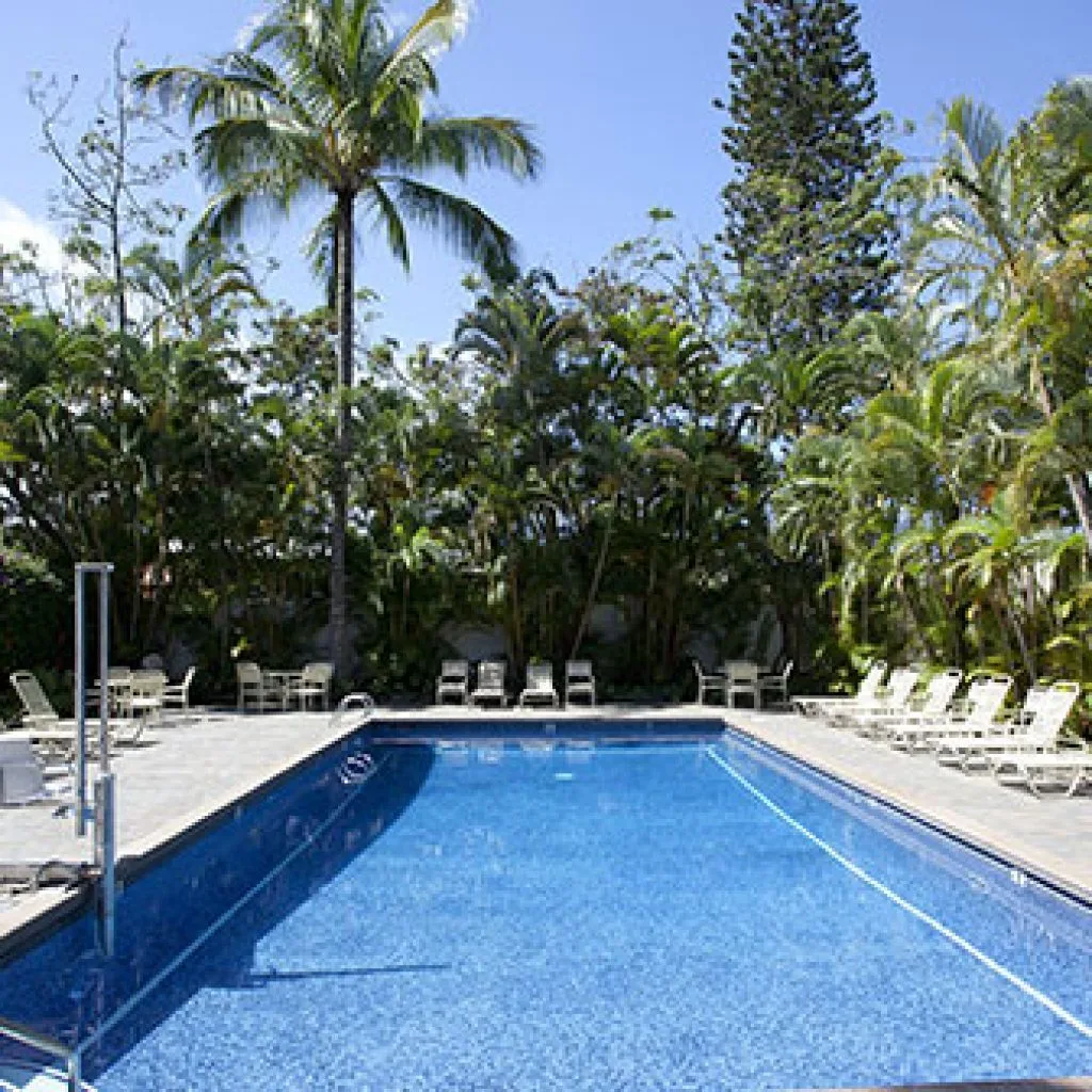 Buitenzwembad van het Hotel The Gardens West Maui