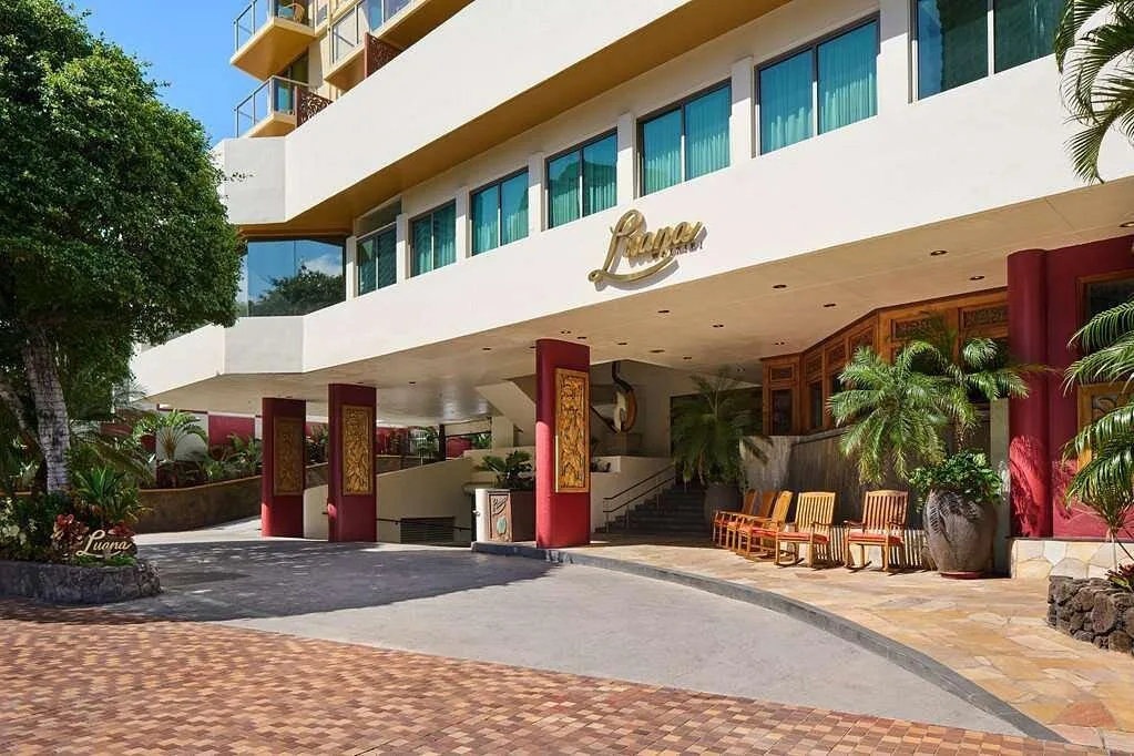 Exterior van het Hotel Luana Waikiki