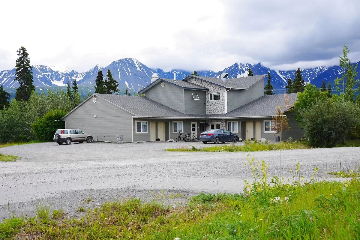 Exterior van het Hotel Ravens Rest Inn