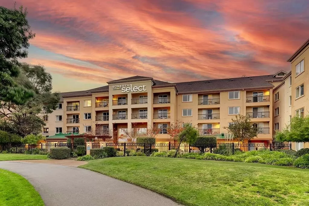 Exterior van het Sonesta Select San Francisco Airport Oyster Point Waterfront San Francisco