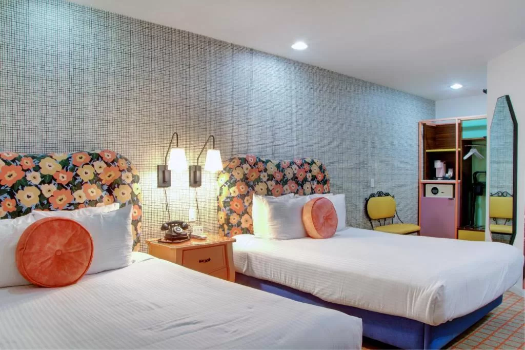 Standaardkamer met twee aparte bedden in het Adler a Hollywood Hotel