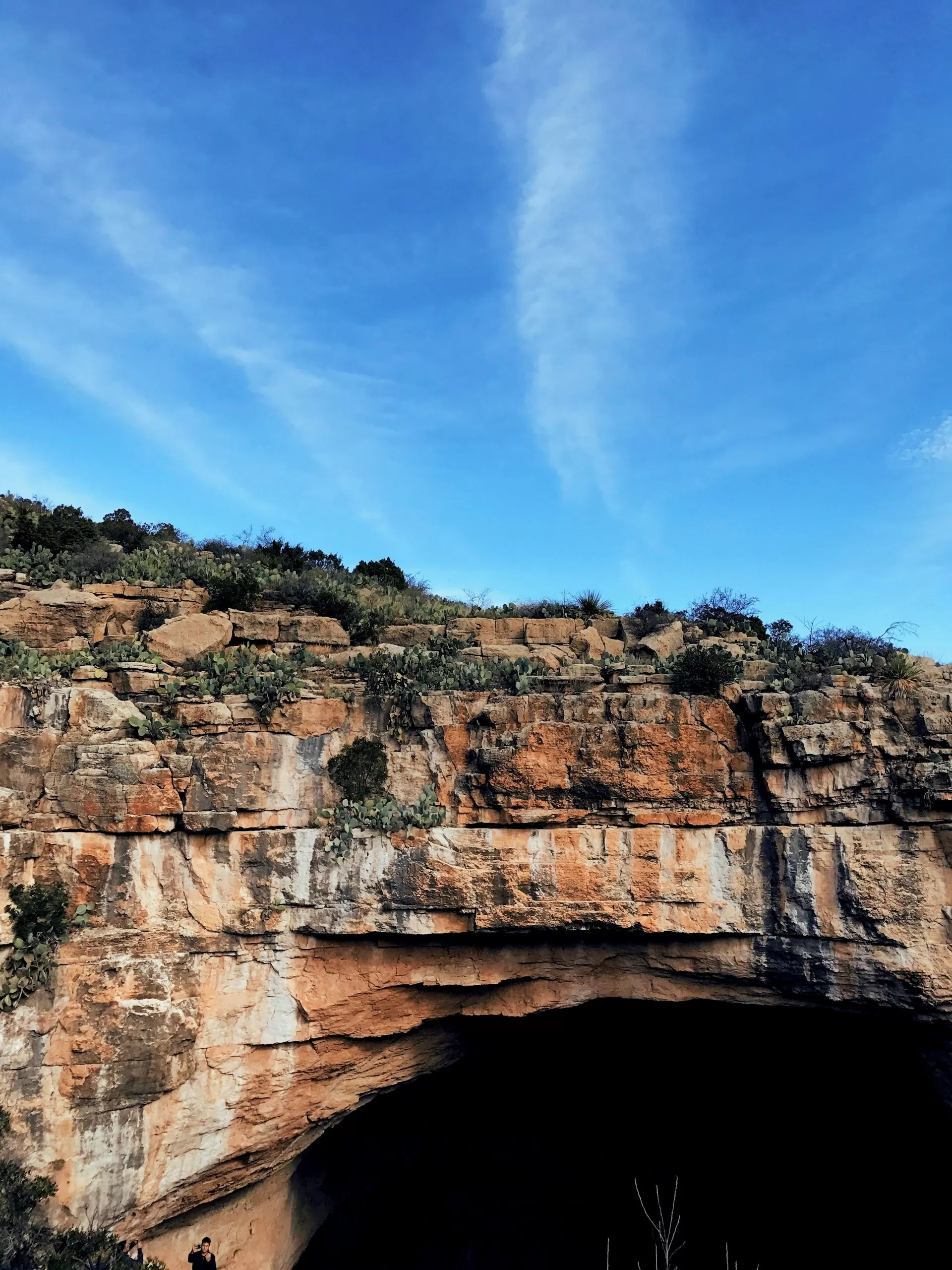 Rotsformaties van de Natural Entrance in de Carlsbad Cavern