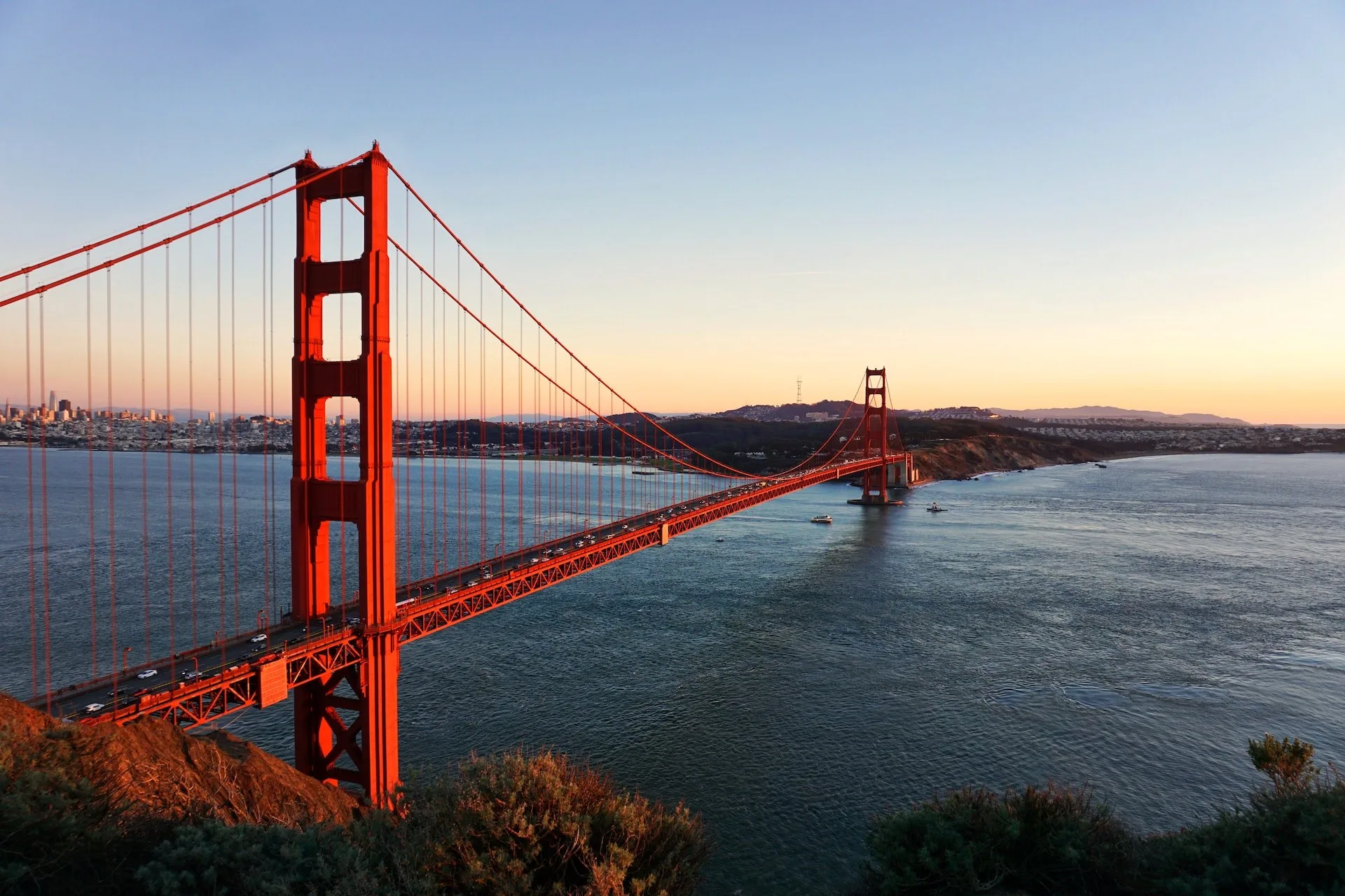 Die Golden Gate Bridge von San Francisco in der Abendsonne