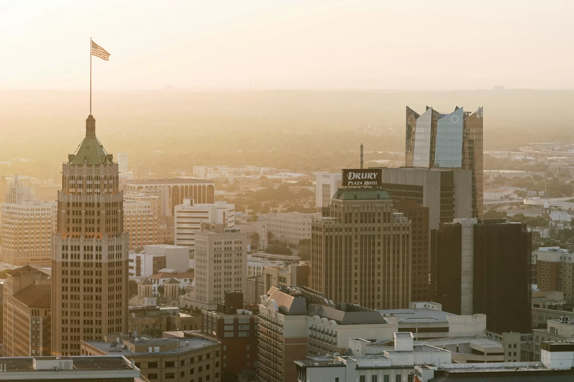 Mist tussen de wolkenkrabbers in San Antonio