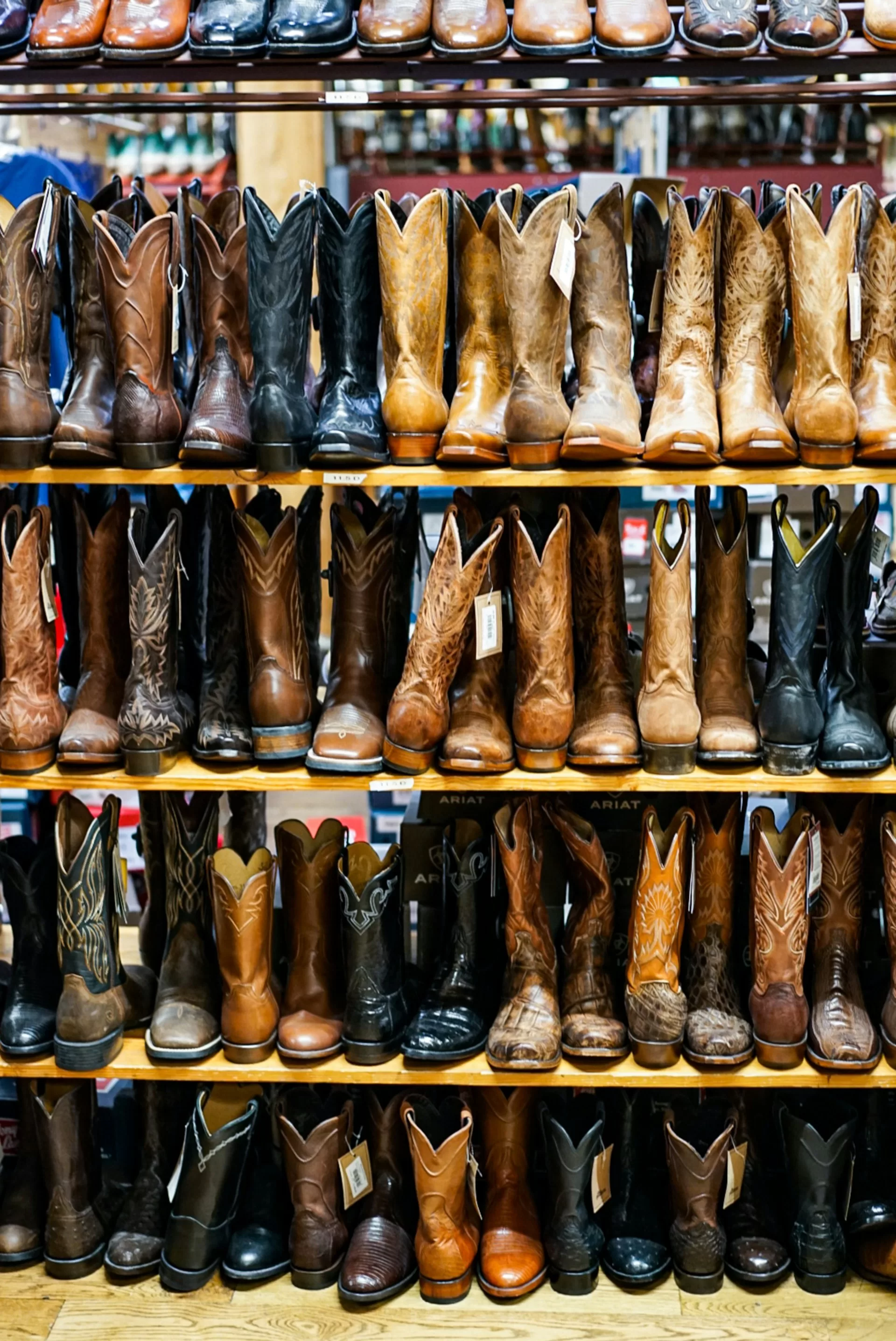 Cowboylaarzen in een lederwarenzaak in Austin, Texas