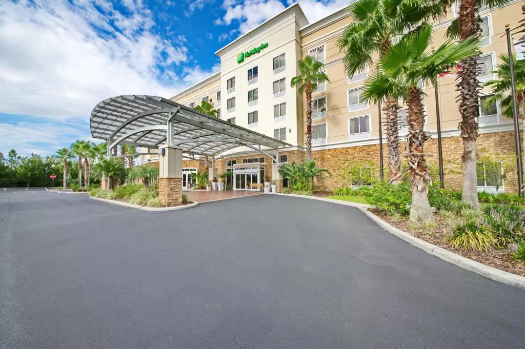 Exterior van het Hotel Holiday Inn Kennedy Space Center