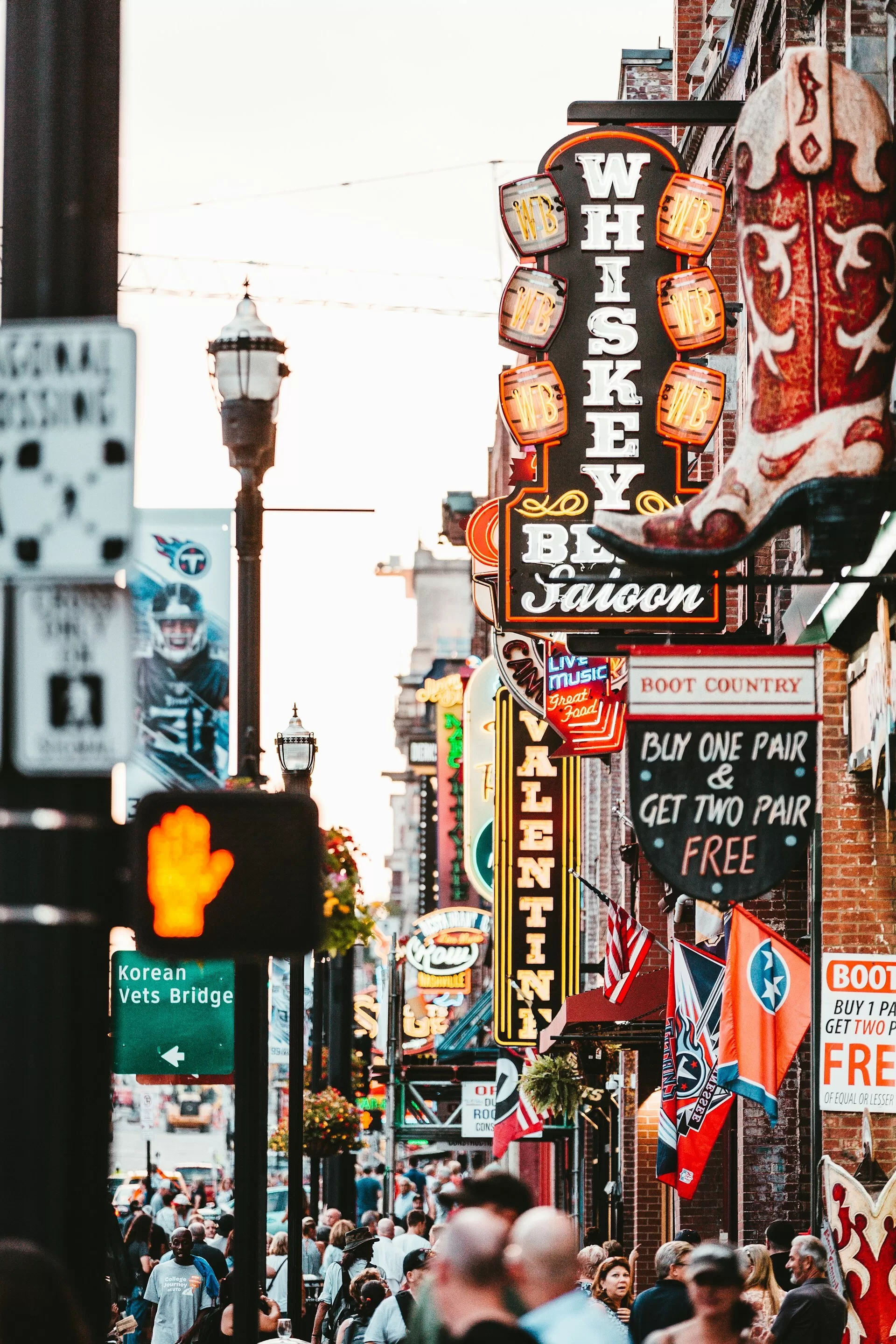 Broadway in het centrum van Nashville