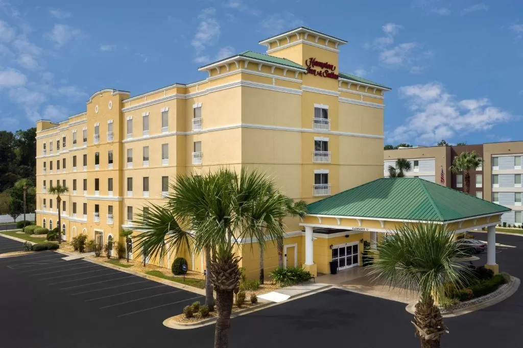 Exterior van het Hotel Hampton Inn Suites Lake City